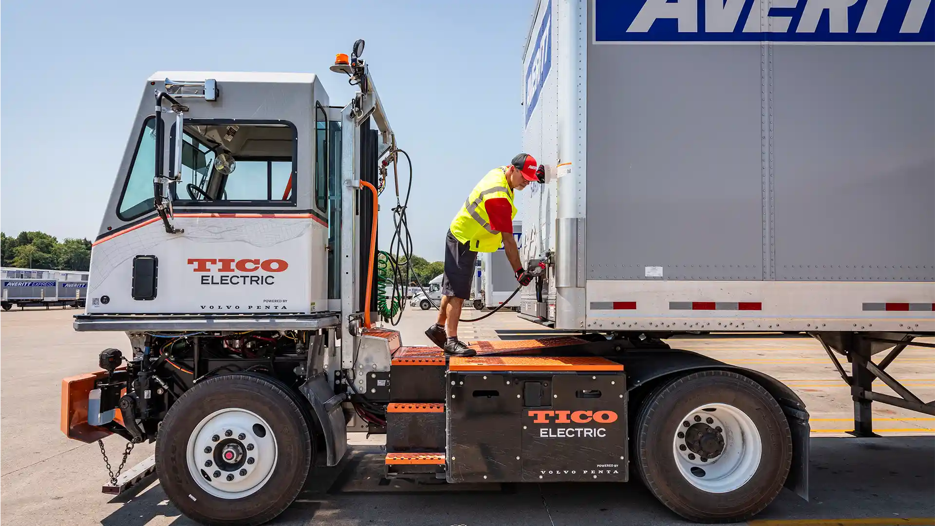 yard-tractor-company